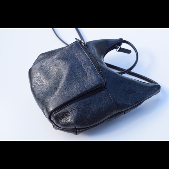 NWOT Stone Mountain Cross Body Bag - Picture 3 of 8